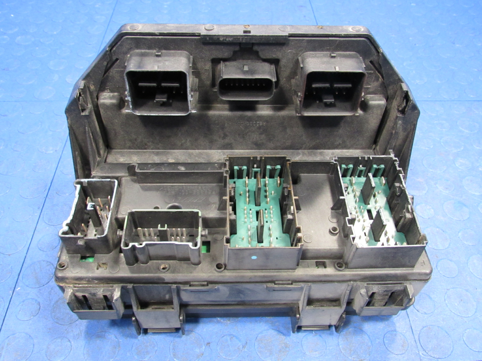 17-18 Jeep Wrangler JK TIPM BCM Integrated Power Module Fuse Box 68303924AB  0057 – Importapart