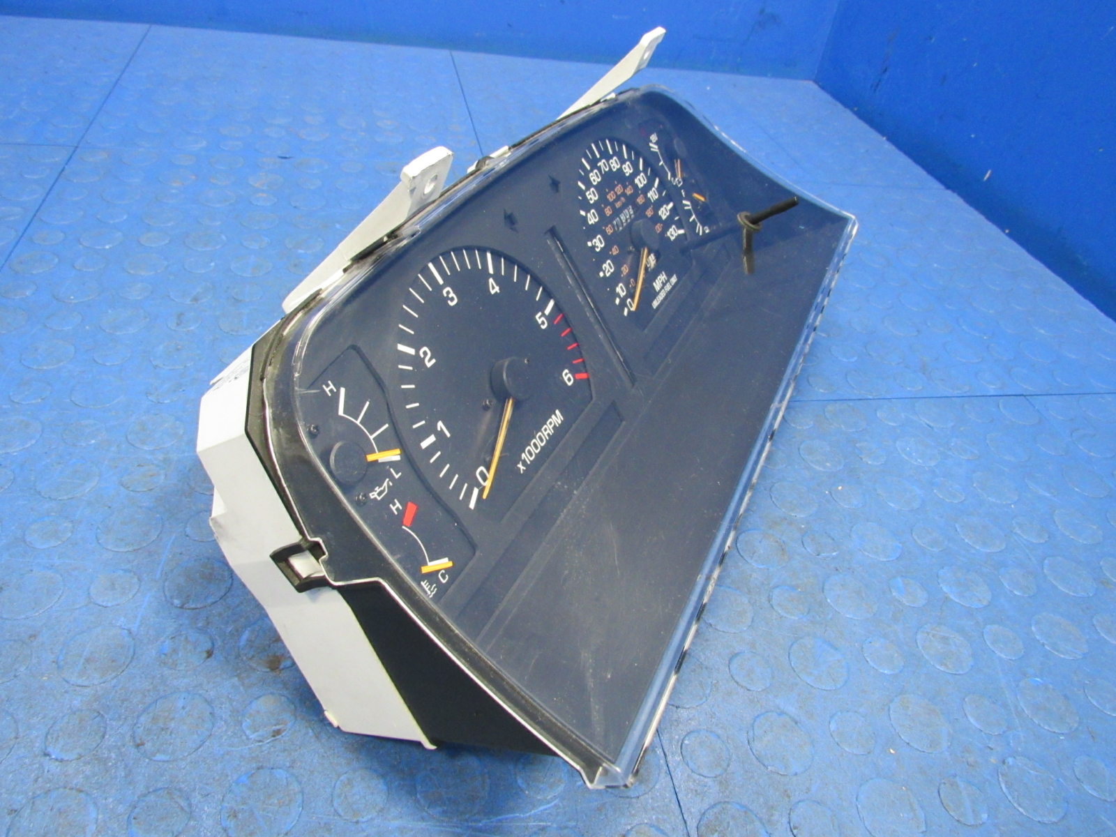 95-97 Land Cruiser LX450 FZJ80 Instrument Gauge Cluster Speedometer 171,802