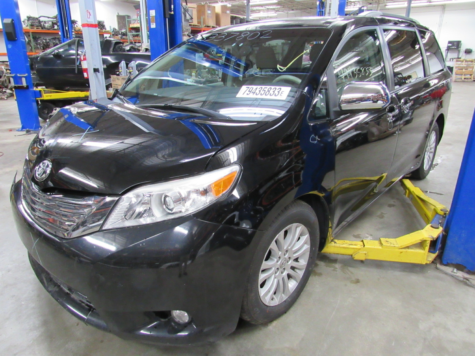 2013 Toyota Sienna XLE 96K In For Parts 3-1-24