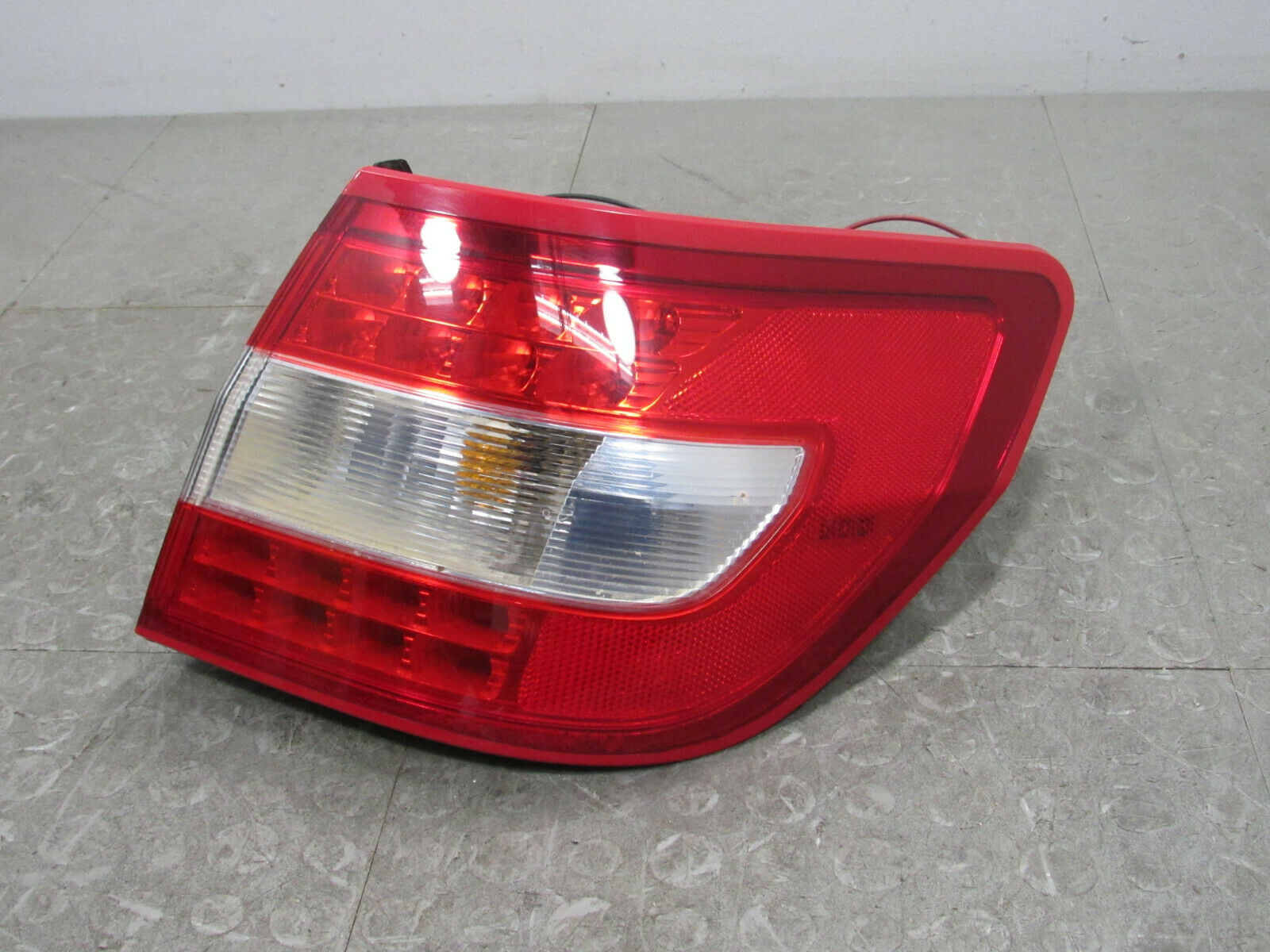 06-09 Zephyr MKZ Right Passenger Side Outer LED Taillight Tail Light Lamp  8417